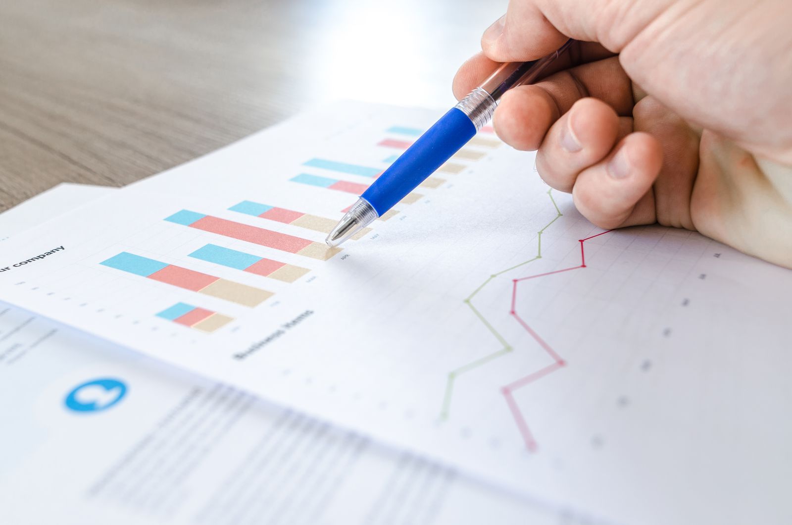 Notebook plate planning earnings blueprint milestones and AI workflows